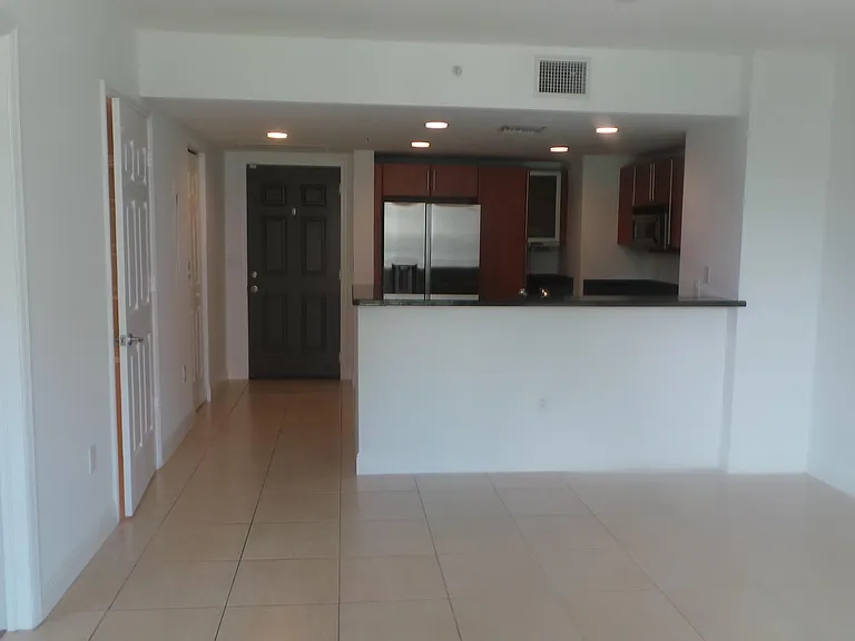 610 Clematis St #403 — Photo 4