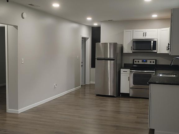 2nd image of 420 Patterson Ave