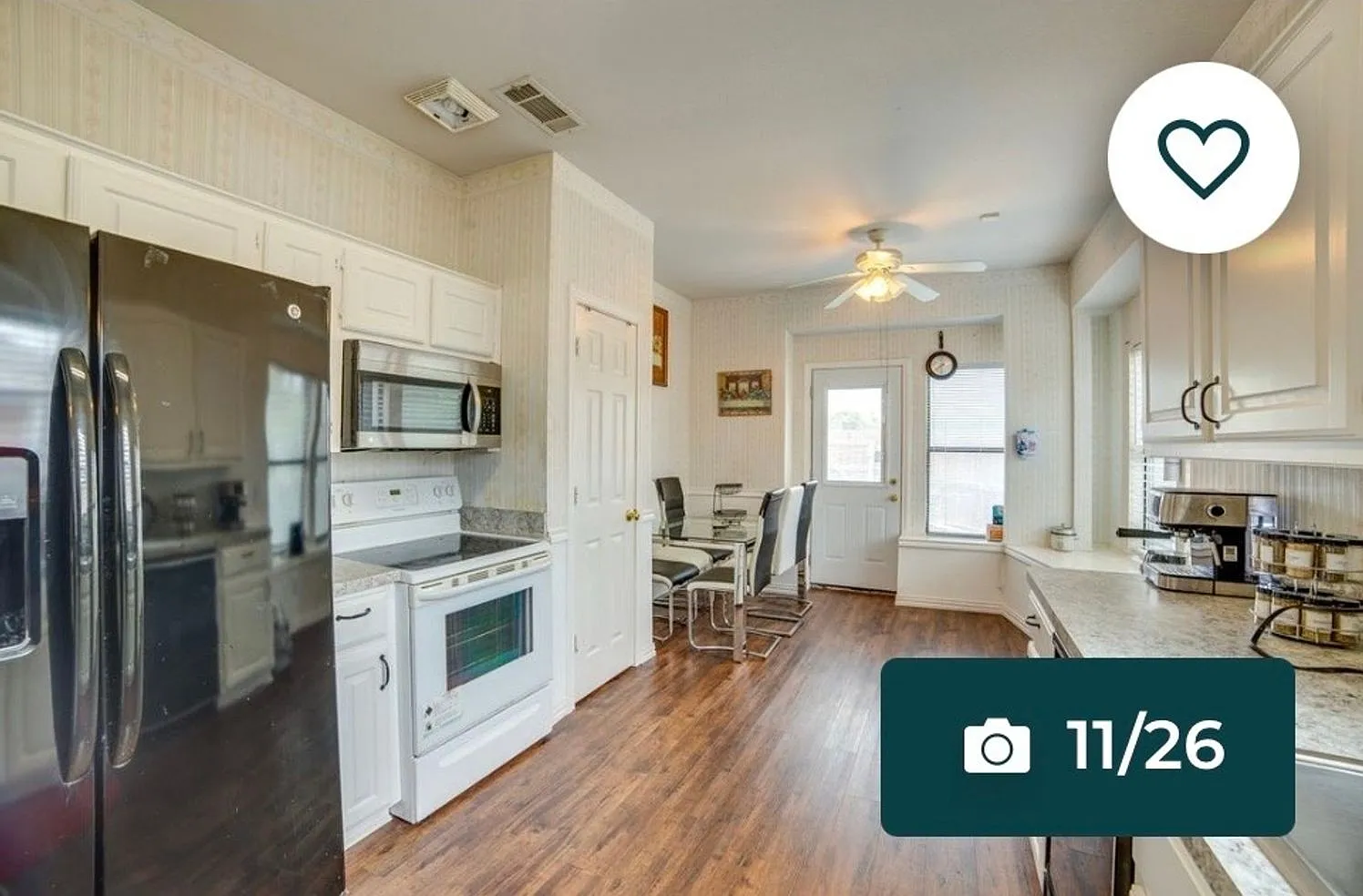 Charming 3BR Duplex in Garland — Photo 4