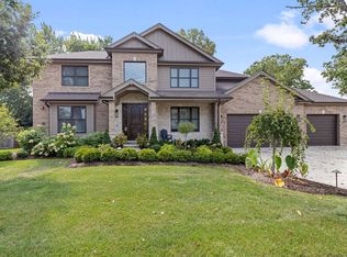 1162 Sycamore Dr, Lake Zurich, IL 60047