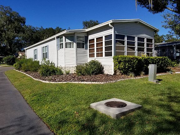 5th image of 10148 Shadow Oaks Cir