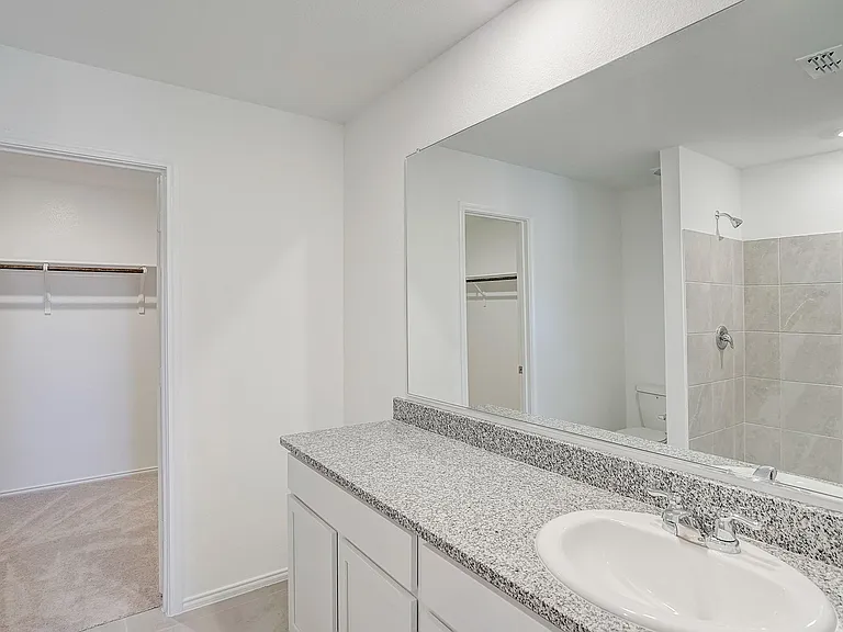 2817 Watchpoint Rd — Photo 36