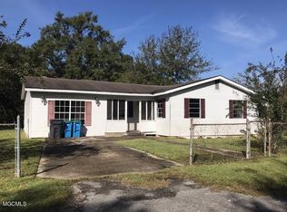 8817 Bolen Rd, Moss Point, MS 39562