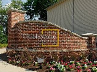 400 Cobblestone Dr APT 201, Fredericksburg, VA 22401