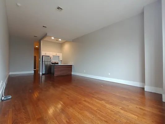 Rented by City Vista Inc | media 1