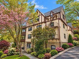 64 Kensington Rd