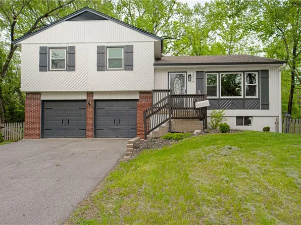 10719 Mersington Ave, Kansas City, MO 64137