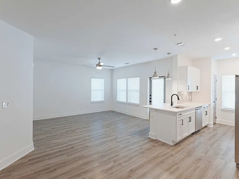 Solay Horizon West — Photo 122