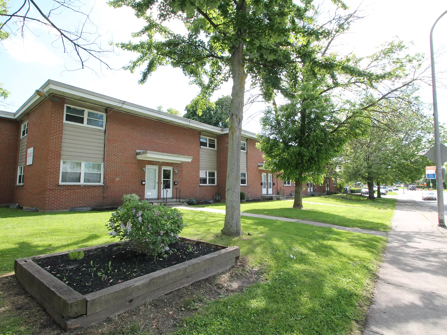 Hertel Homes — Photo 4
