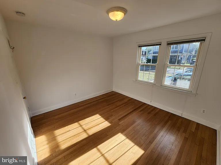 1227 N Utah St #3 — Photo 9