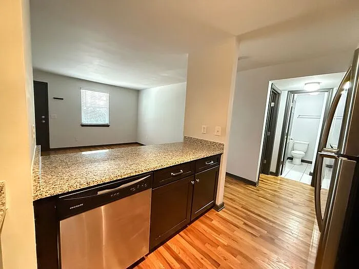 517 Veritas St #14 — Photo 8