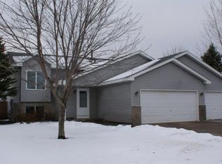 1215 10th Ave SE, Cambridge, MN 55008