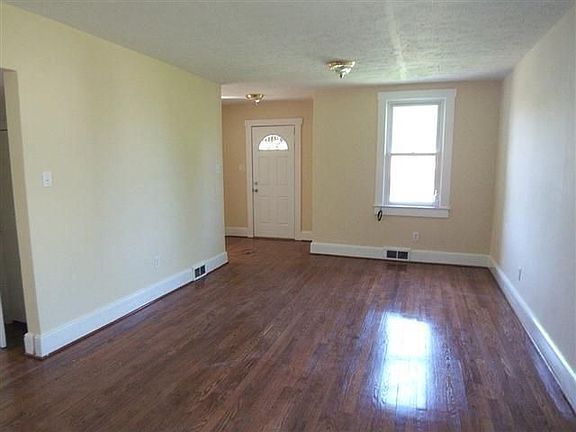 2nd image of 2934 Daniels Creek Rd