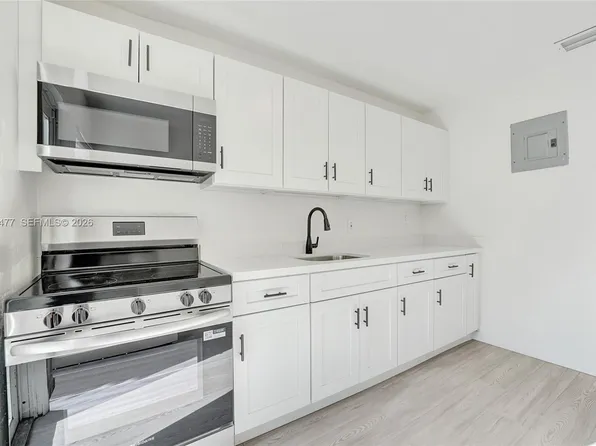 1608 NW 7th Ave, Fort Lauderdale, FL 33311