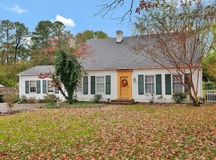 12216 Richmond St, Chester, VA 23831