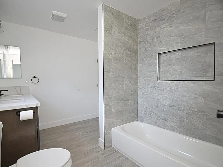 3445 Newton Ave — Photo 11
