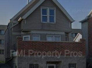 2016 W Clybourn St, Milwaukee, WI 53233