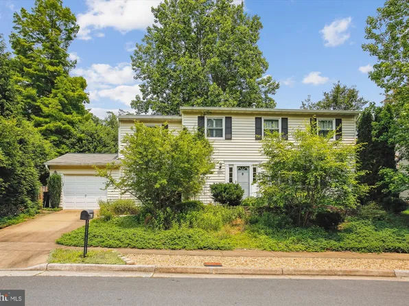 3030 Steven Martin Dr, Fairfax, VA 22031