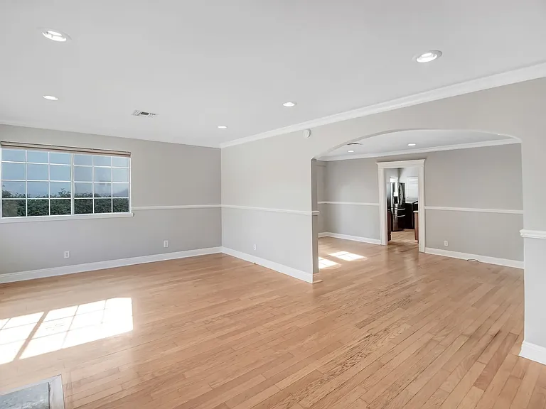555 Avenue 64 — Photo 4