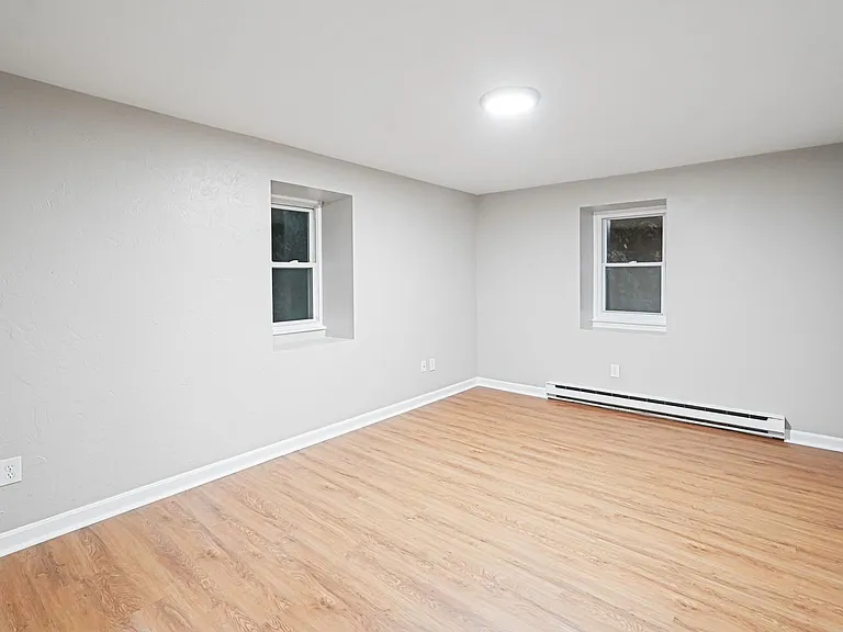 5-9 Debra Ln — Photo 7