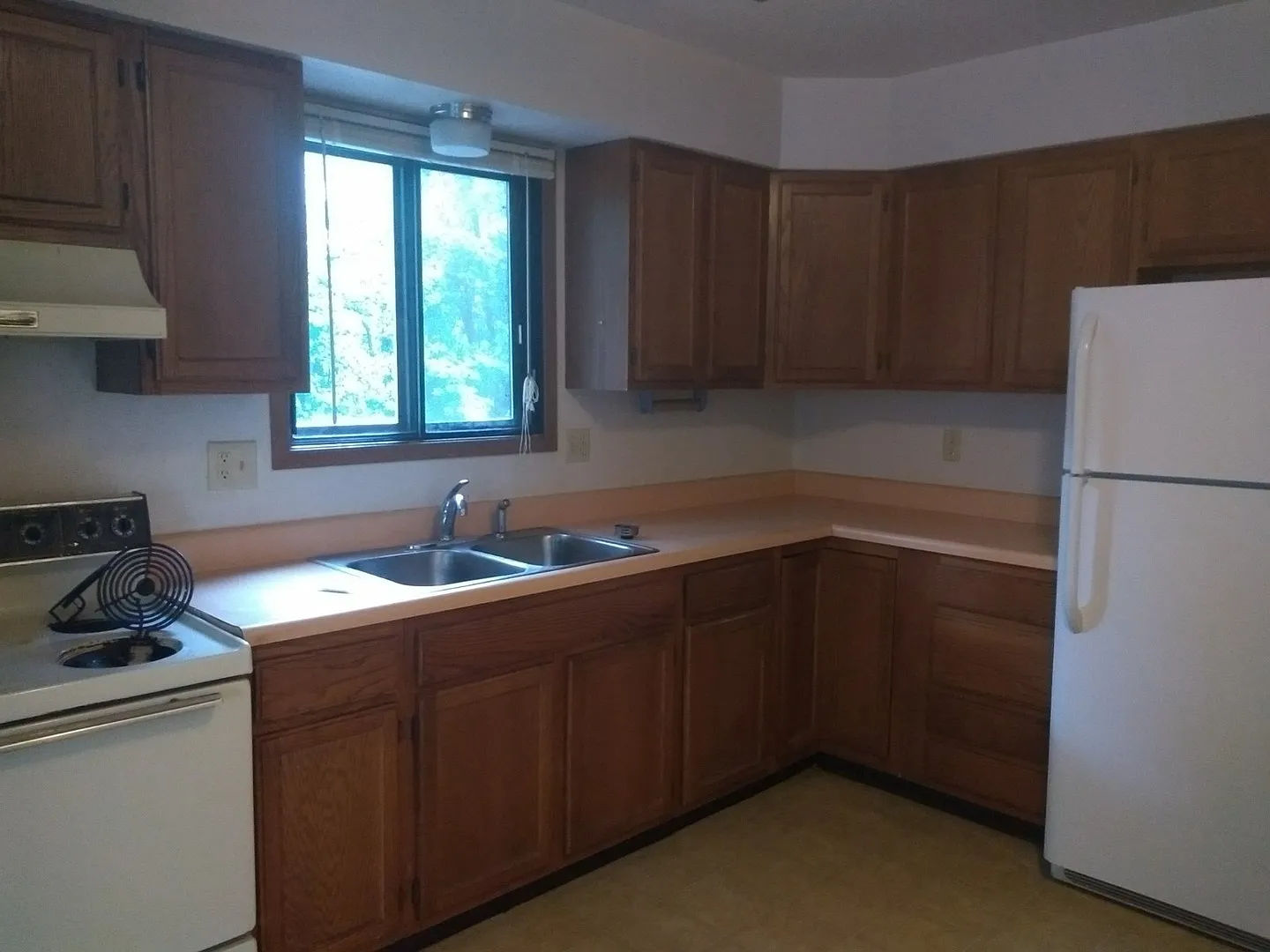 South Franklin Apartments — Photo 2