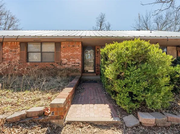 7900 E Rock Creek Rd, Norman, OK 73026
