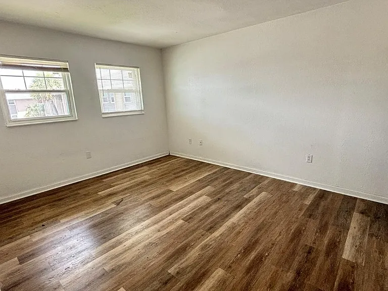 860 Sky Lake Cir #412 — Photo 12