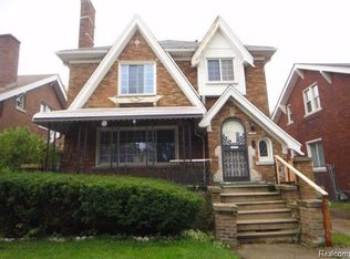 11030 Wilshire Dr, Detroit, MI 48213