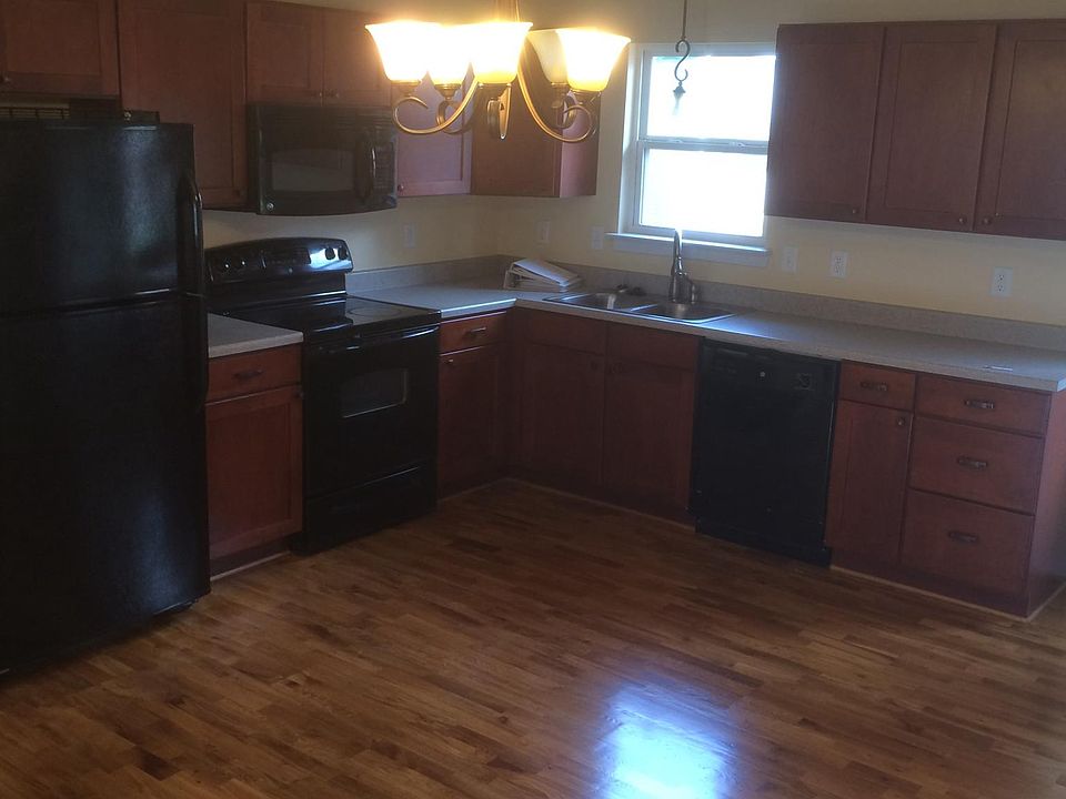 2nd image of 1250 Poets Ct