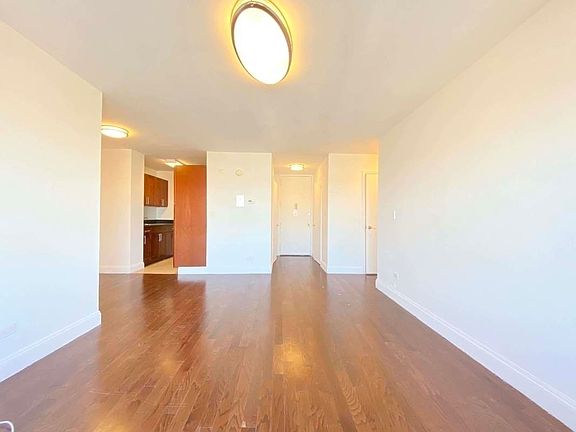 5th image of 410 St Nicholas Ave APT 12G