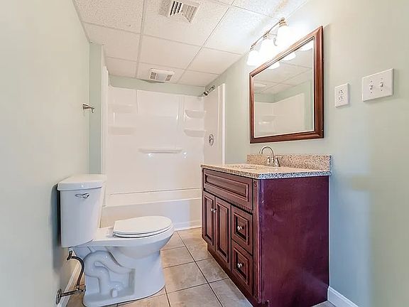 4th image of 314 Rochdale St