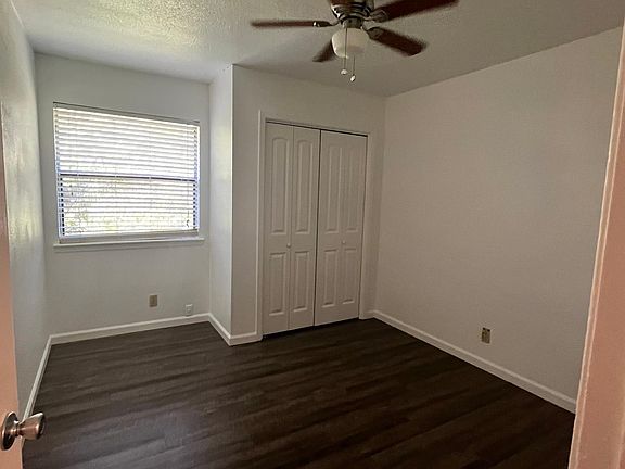 5th image of 5504 Rose Hill Cir #C