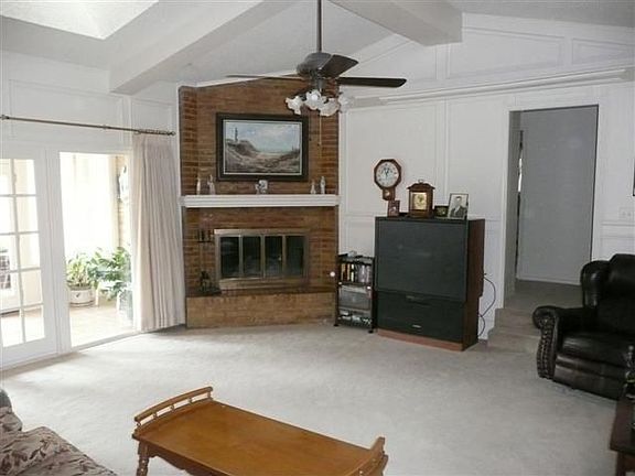 5th image of 6811 Quarterway Dr