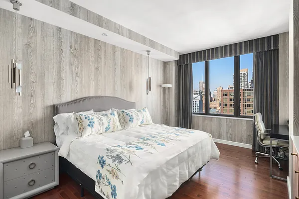 Sold by Douglas Elliman | media 10