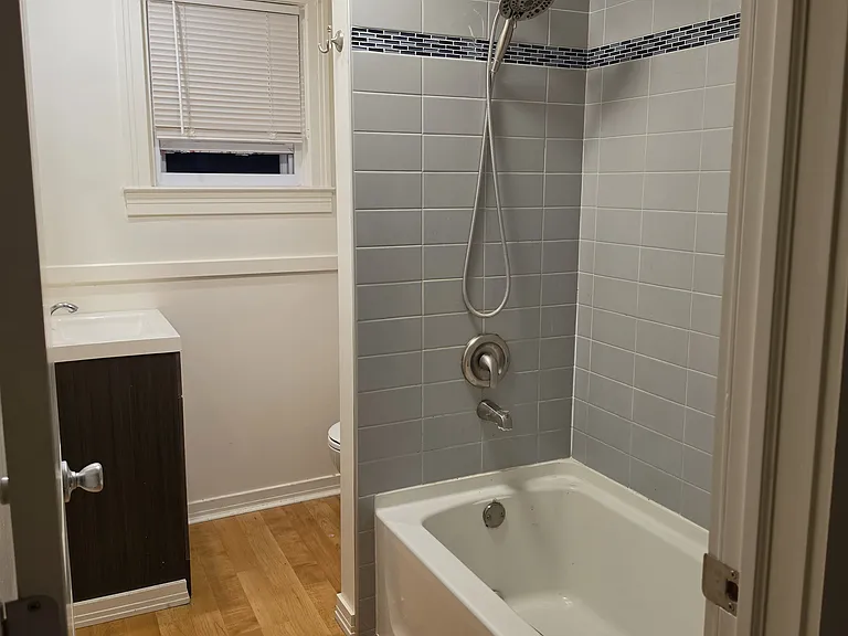 75 McLean St #1 — Photo 13