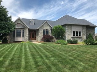 5969 Summerhill Dr, Hudsonville, MI 49426