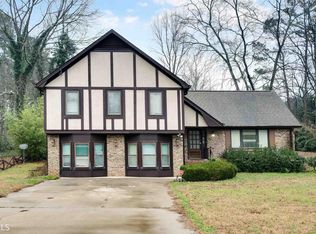 2528 Three Bars Dr, Grayson, GA