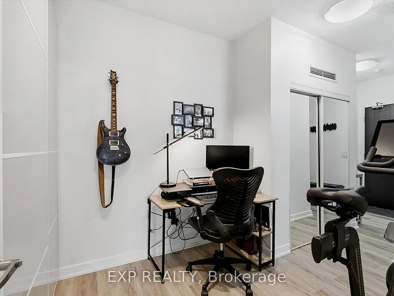 38 Dan Leckie Way #2103 — Photo 21