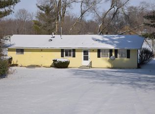 9188 W Harper Lake Rd, Kimmell, IN 46760