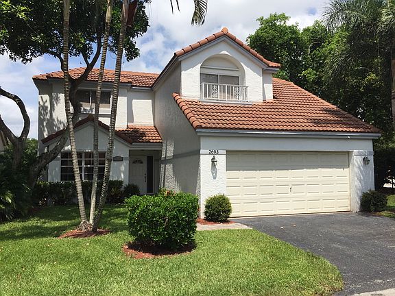 3rd image of 2693 Oak Park Cir