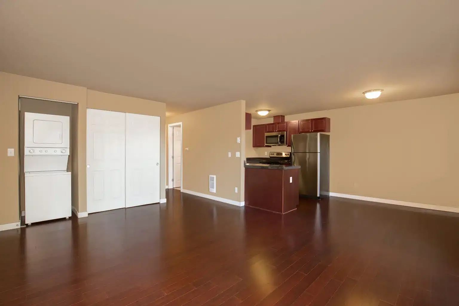 The Pointe At Lake Stilecoom — Photo 2