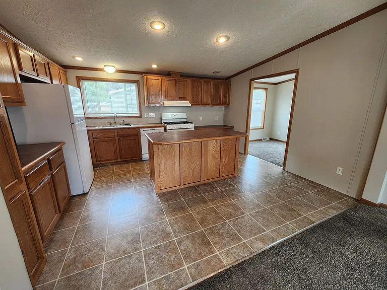 Belle Villa Lake — Photo 42