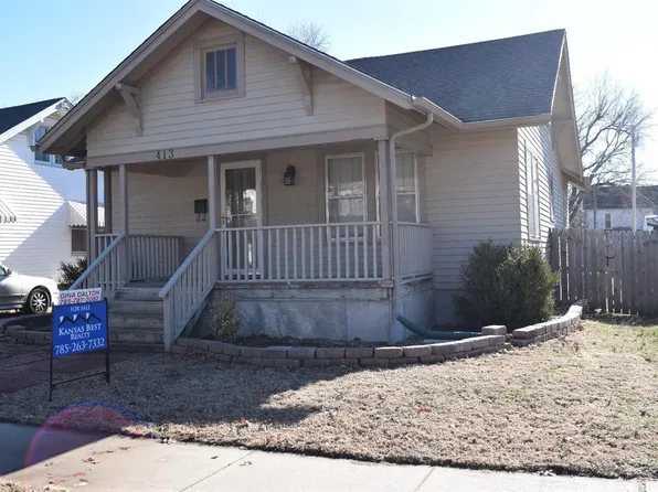 413 NW 7th St, Abilene, KS 67410