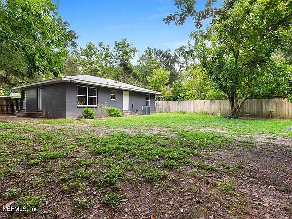 4th image of 13227 NW 157TH Avenue