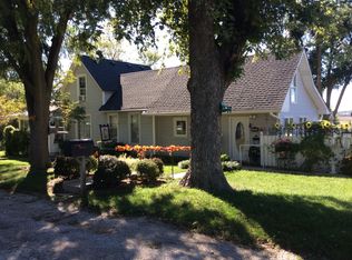 412 S School St, Fairfax, MO 64446