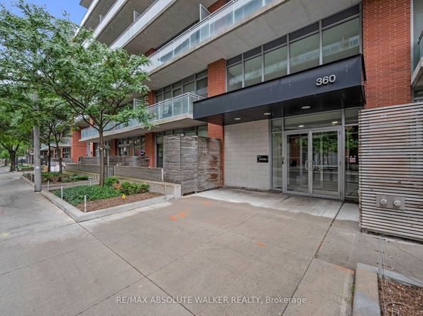 360 McLeod St #717, Ottawa, ON K2P 1A9