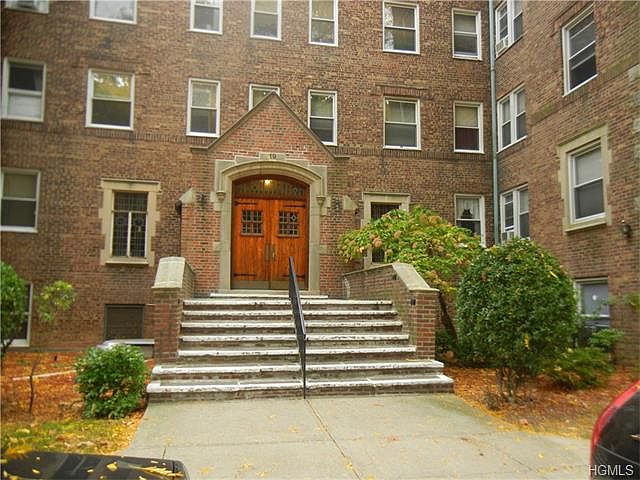 1st image of 19 William St APT 1B