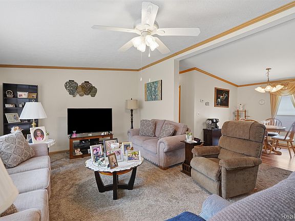 3rd image of 11784 Stoneridge Ct