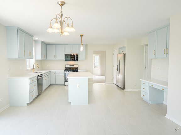 4th image of 13623 S Eagles Perch Ct