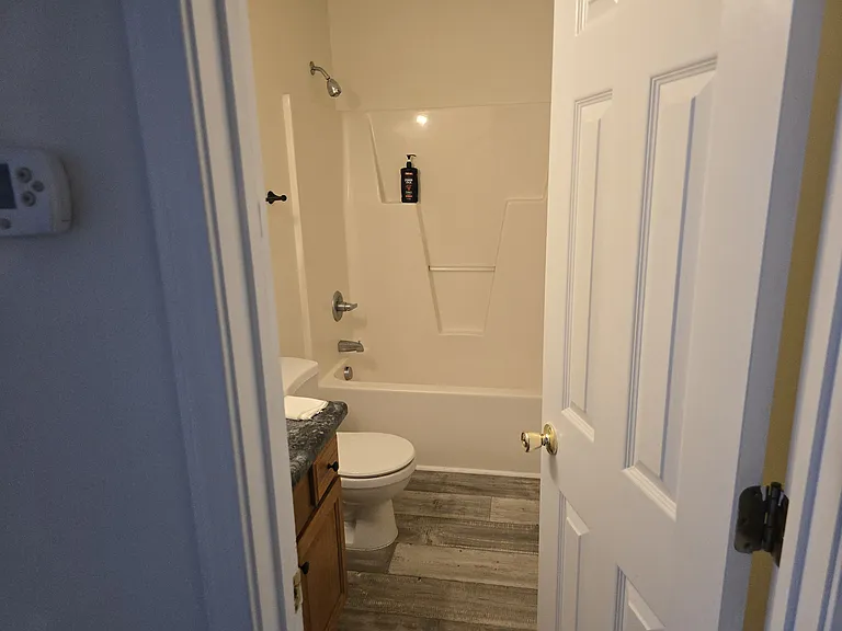 1504 Mack St — Photo 7